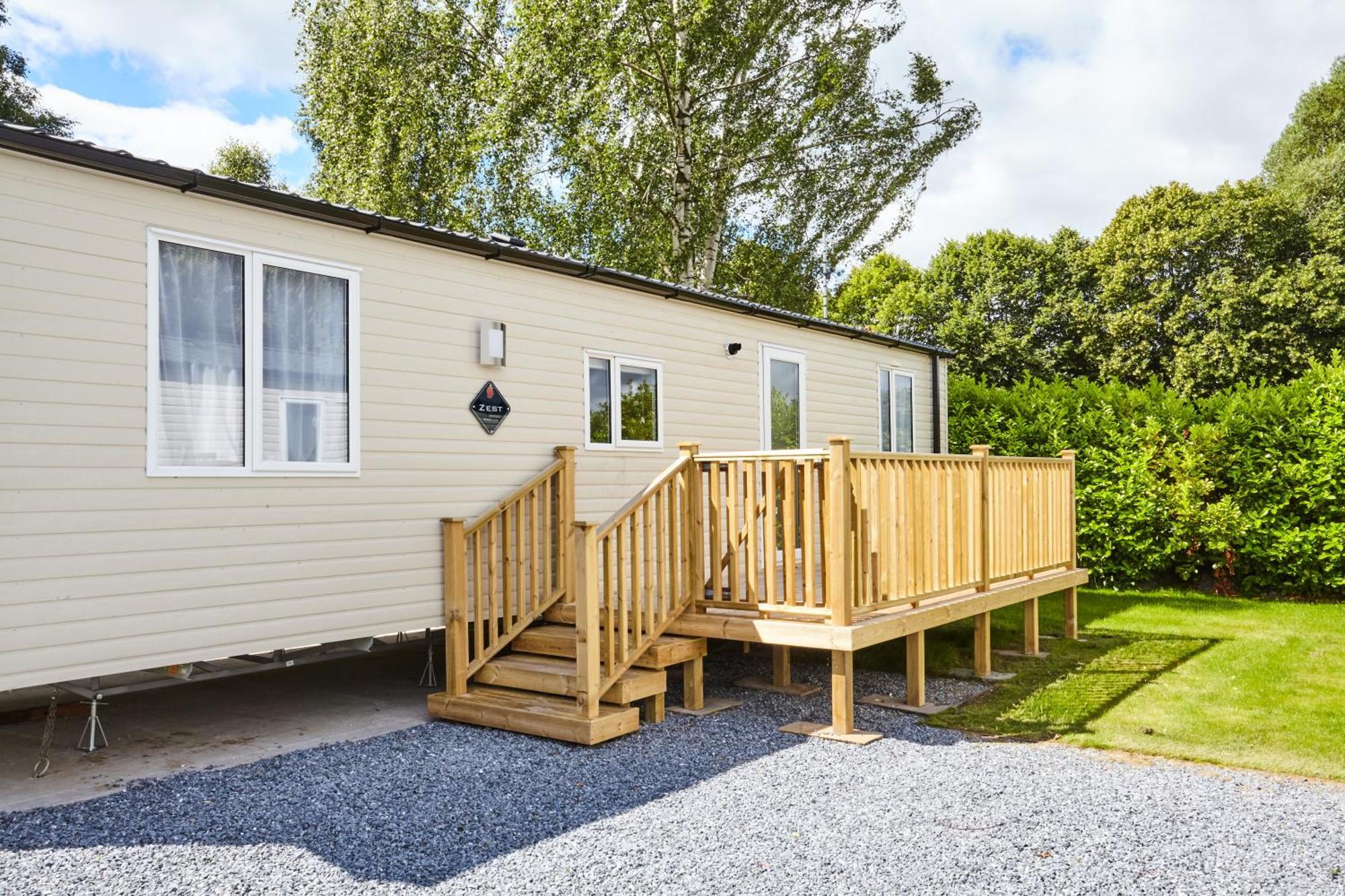 Braidhaugh Holiday Lodge And Glamping Park Крийф Екстериор снимка