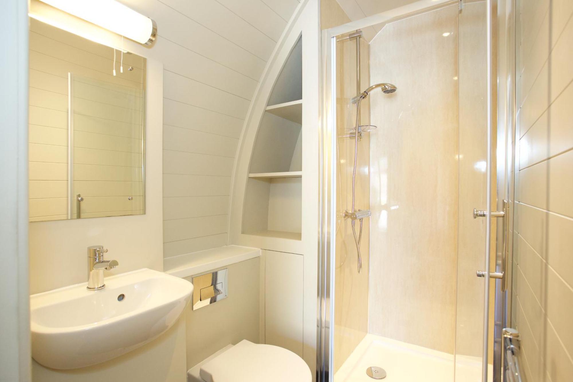 Braidhaugh Holiday Lodge And Glamping Park Крийф Екстериор снимка